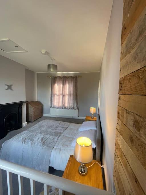 Brady'S Glastonbury Beautiful Pad Great Location! Zewnętrze zdjęcie