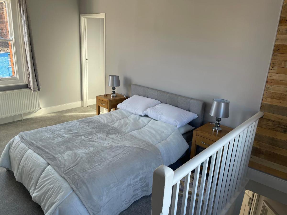 Brady'S Glastonbury Beautiful Pad Great Location! Zewnętrze zdjęcie